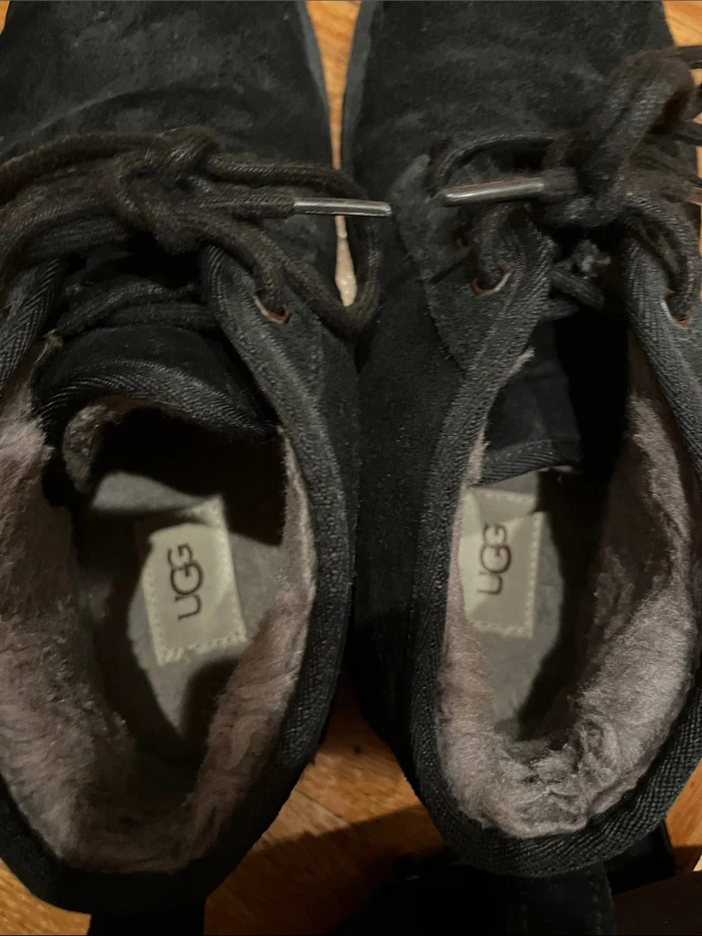 Ugg Men's Black Suede Lace-Up Casual Shoes